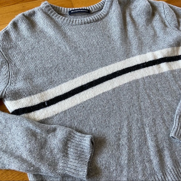 Grey Brandy Melville top - Picture 3 of 3